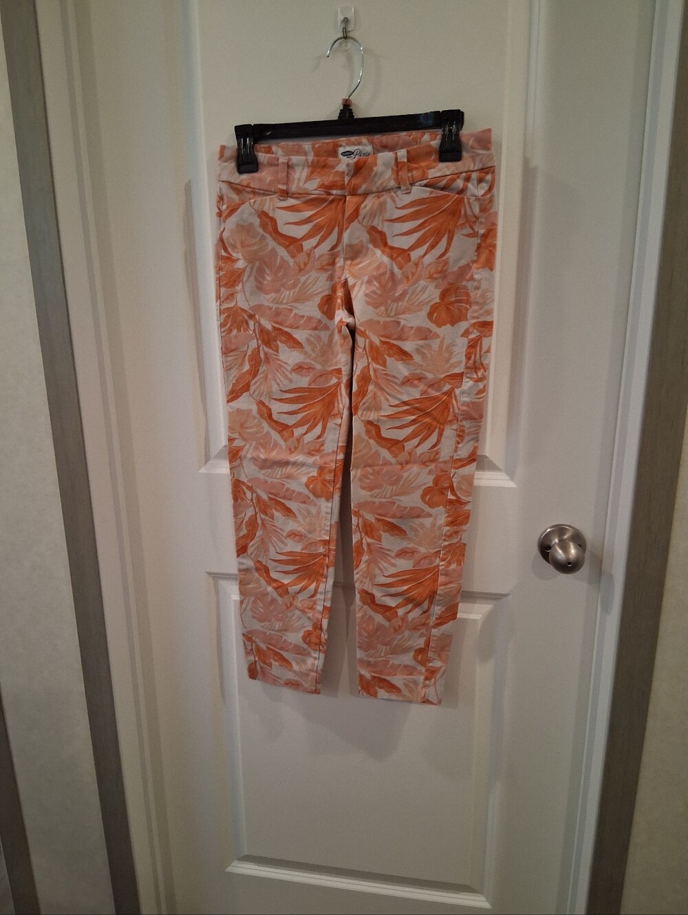 Old Navy Pixie Pants